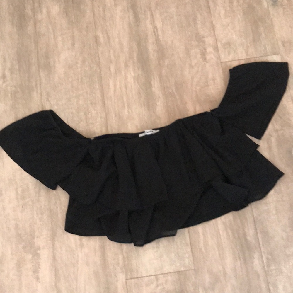 LF Evie Black Crop Top